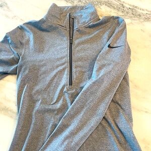 Women’s M Nike Pro Dri-Fit Grey Half-Zip